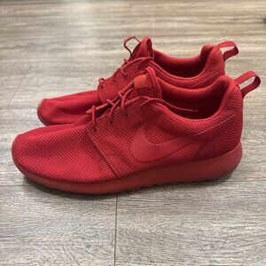 Nike Mens Roshe One Run Triple Red Varsity Red 511881-666 Running Shoe Size 11.5